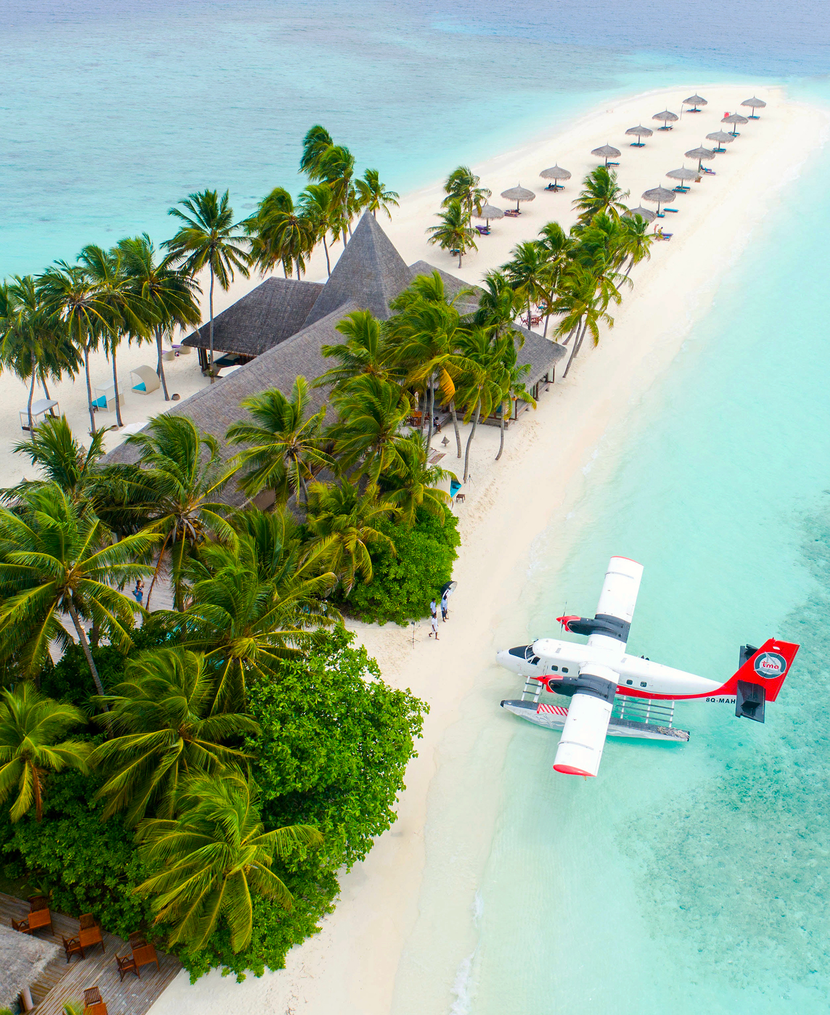 Maldives Seaplane (Shifaaz Shamoon).jpg