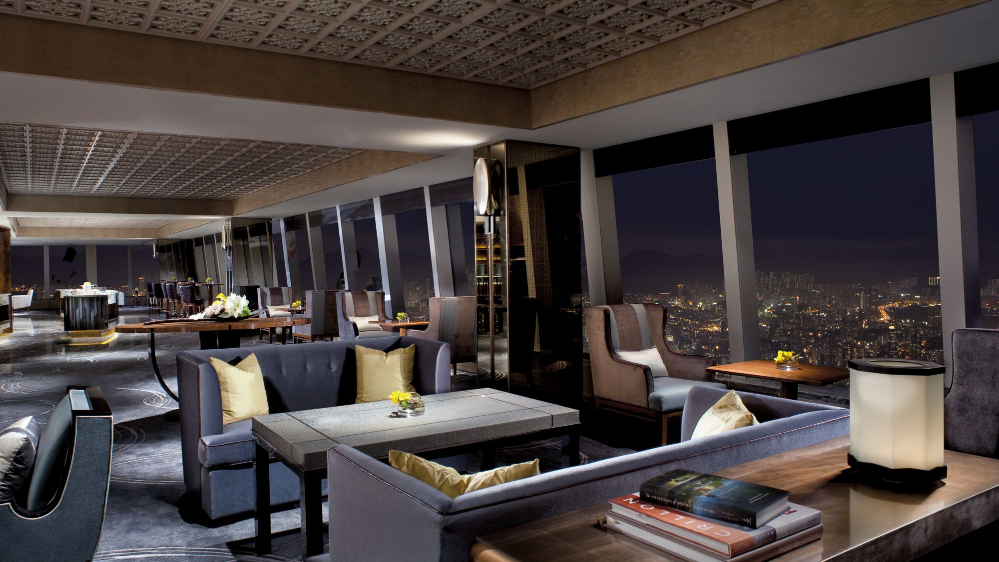 Ritz-Carlton HK Club Lounge (The Ritz-Carlton Hotel Company).jpg
