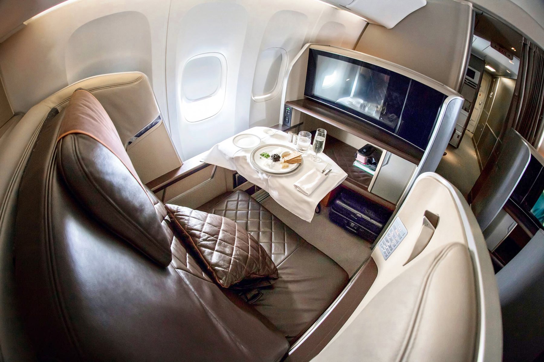 シンガポール航空 ファーストクラス Singapore Airlines Salvatore